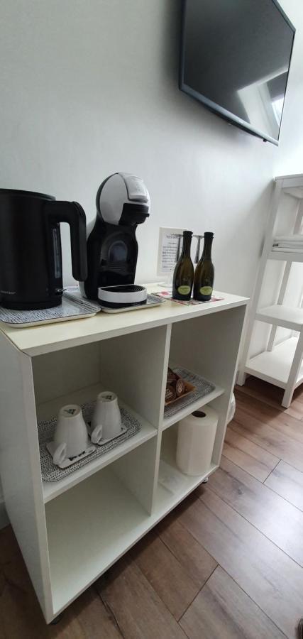 Pasta Factory Guest Rooms กัลเวย์ ภายนอก รูปภาพ